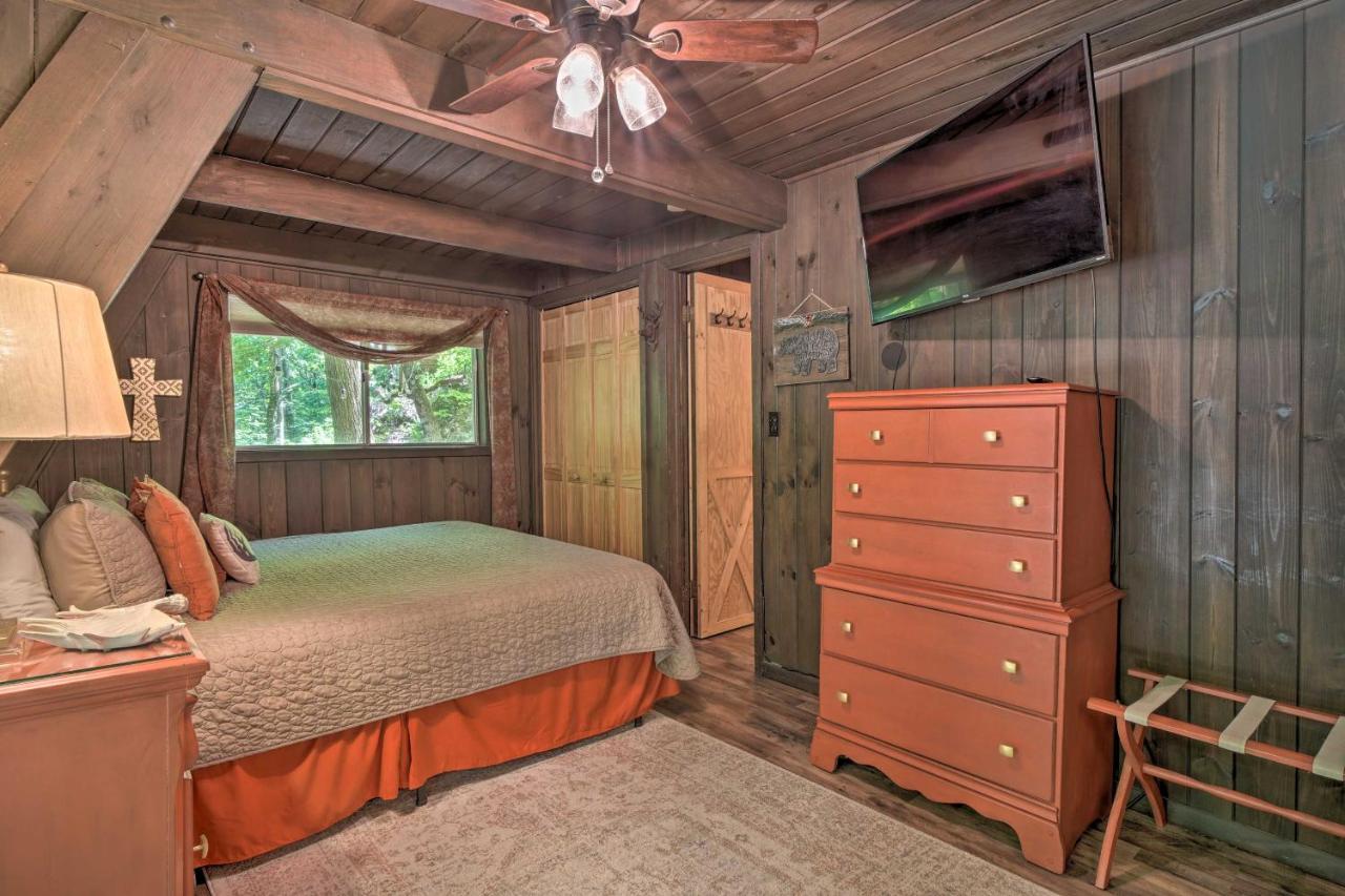 Snuggle Inn In The Heart Of Chalet Village! Gatlinburg Eksteriør billede