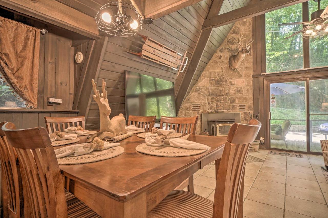 Snuggle Inn In The Heart Of Chalet Village! Gatlinburg Eksteriør billede